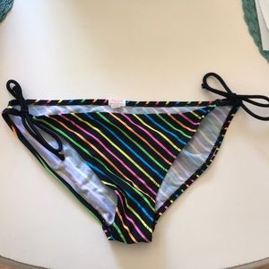 Xhiliration Swim Bottoms, M
